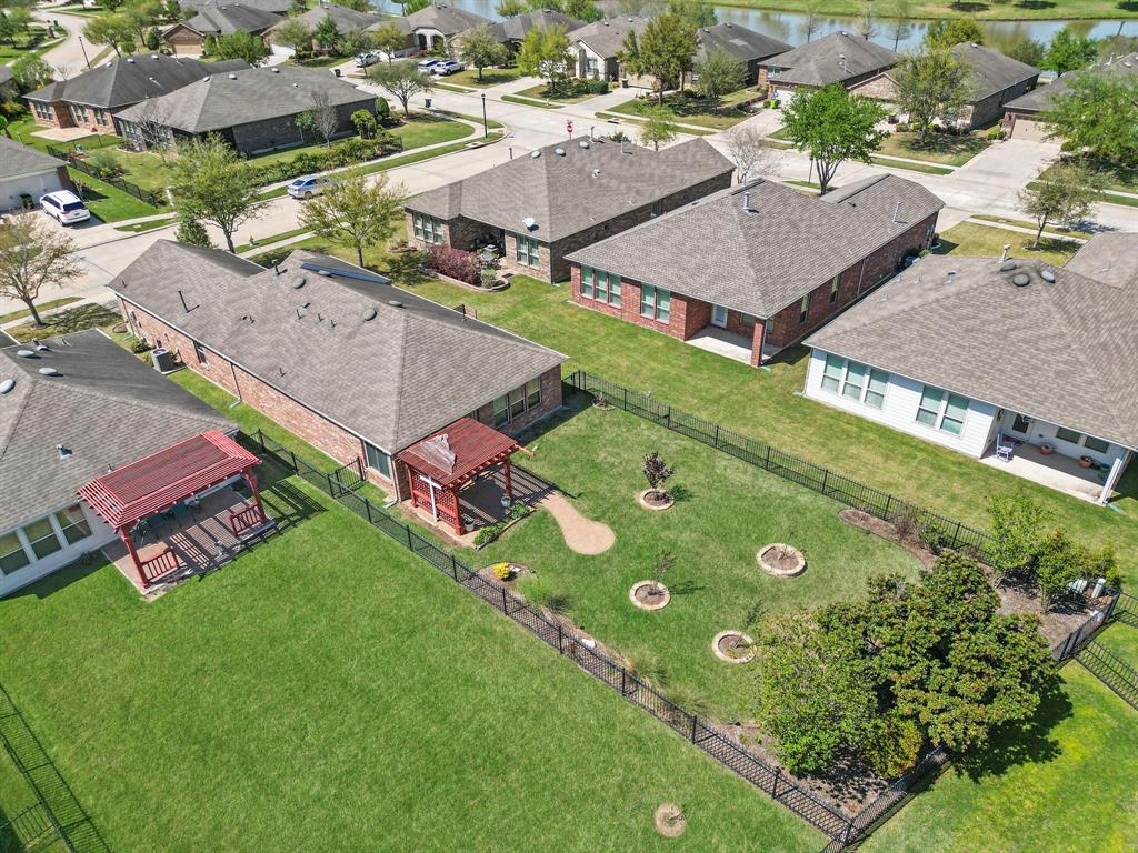 611 Windward Court, Richmond, Texas image 36