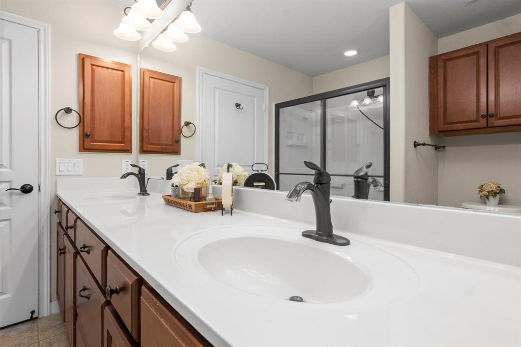 611 Windward Court, Richmond, Texas image 28