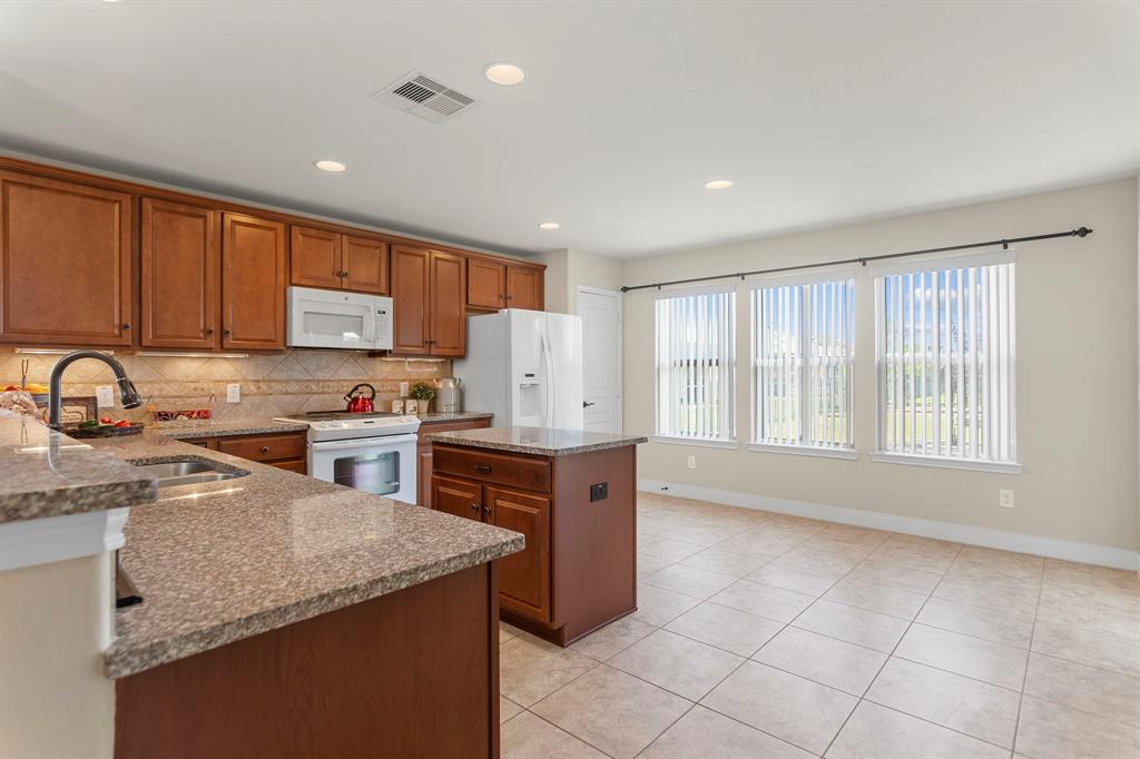 611 Windward Court, Richmond, Texas image 11