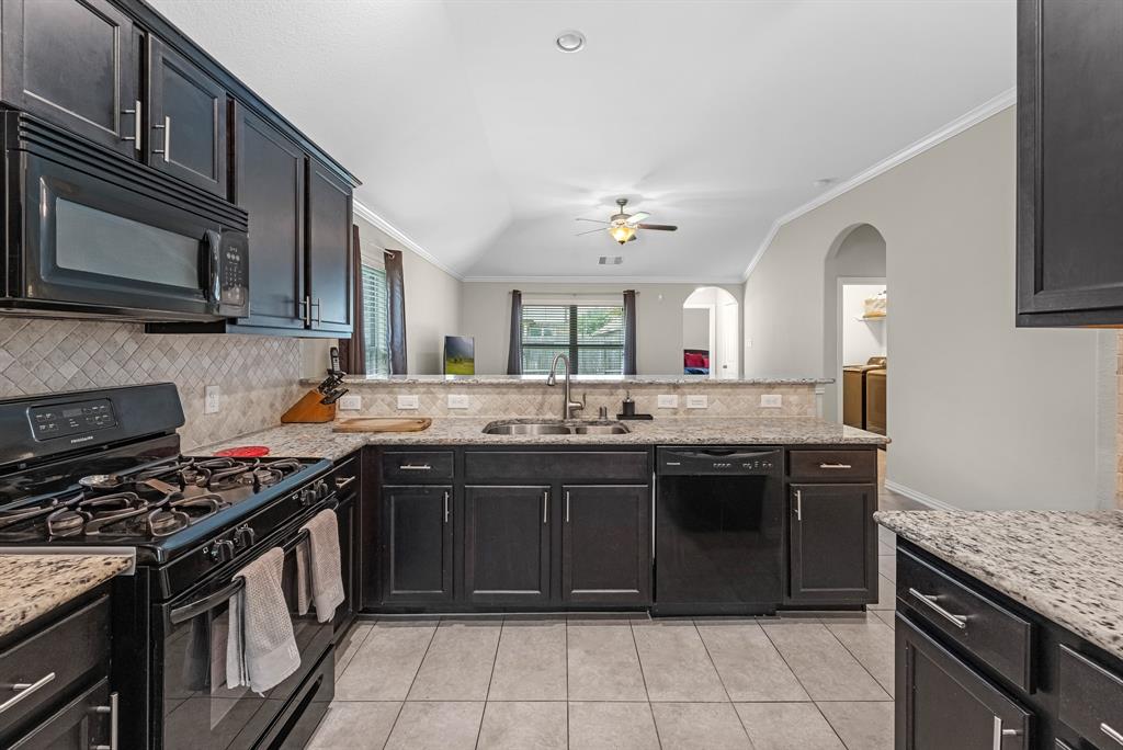 2602 Yellow Pear Way, Fresno, Texas image 25