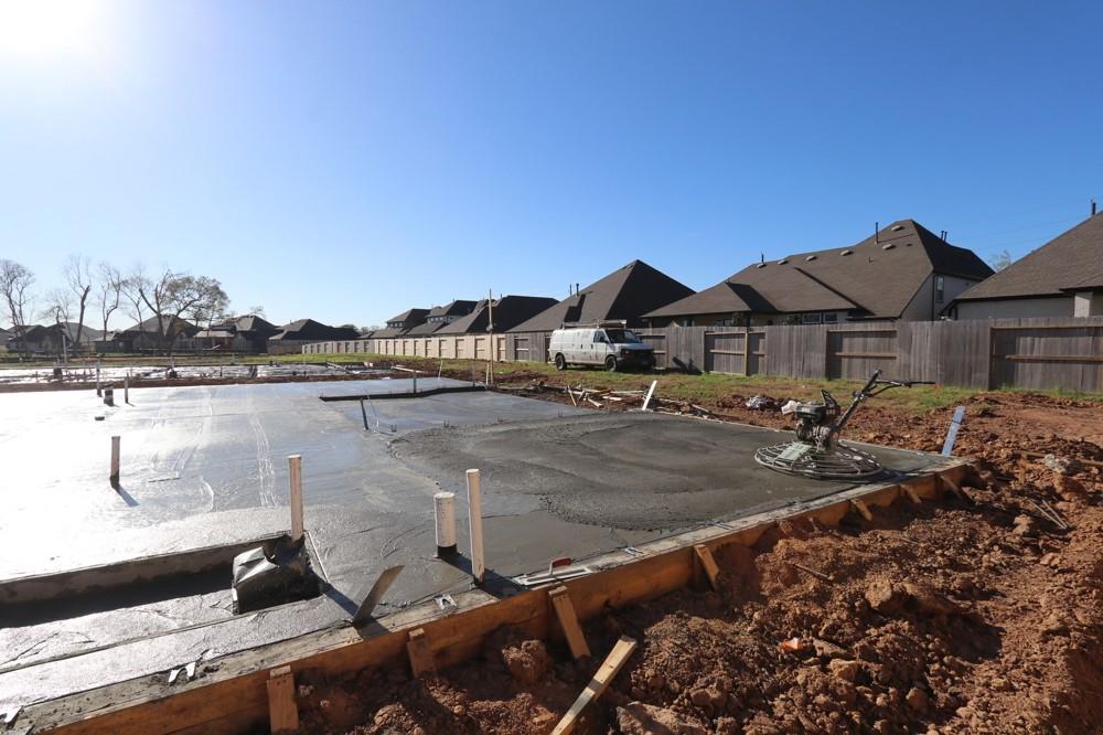 9710 Falling Leaf Drive, Missouri City, Texas image 14