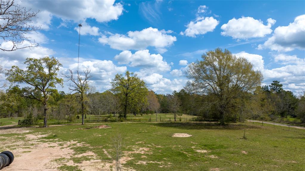 1012 Carter Road, Zavalla, Texas image 5