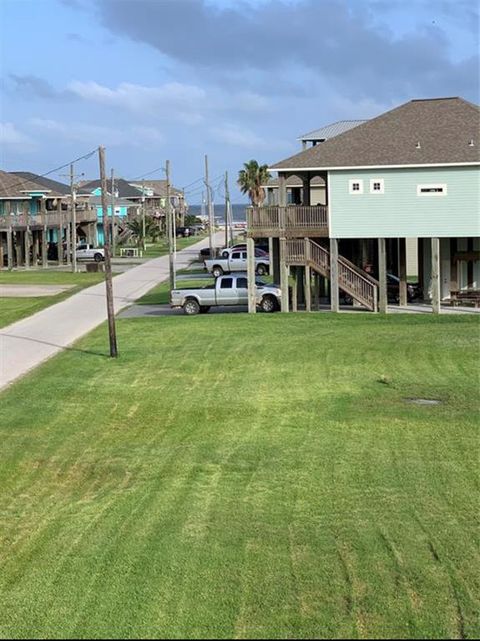 A home in Crystal Beach