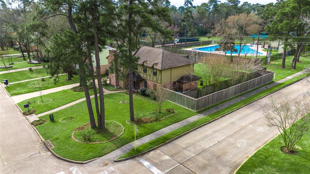 17627 Loring Lane, Spring, Texas image 1