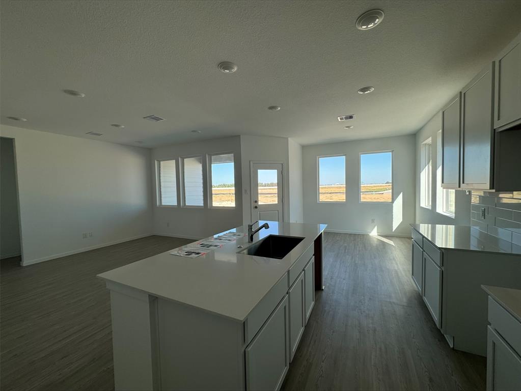 2602 Table Rock Drive, Texas City, Texas image 3