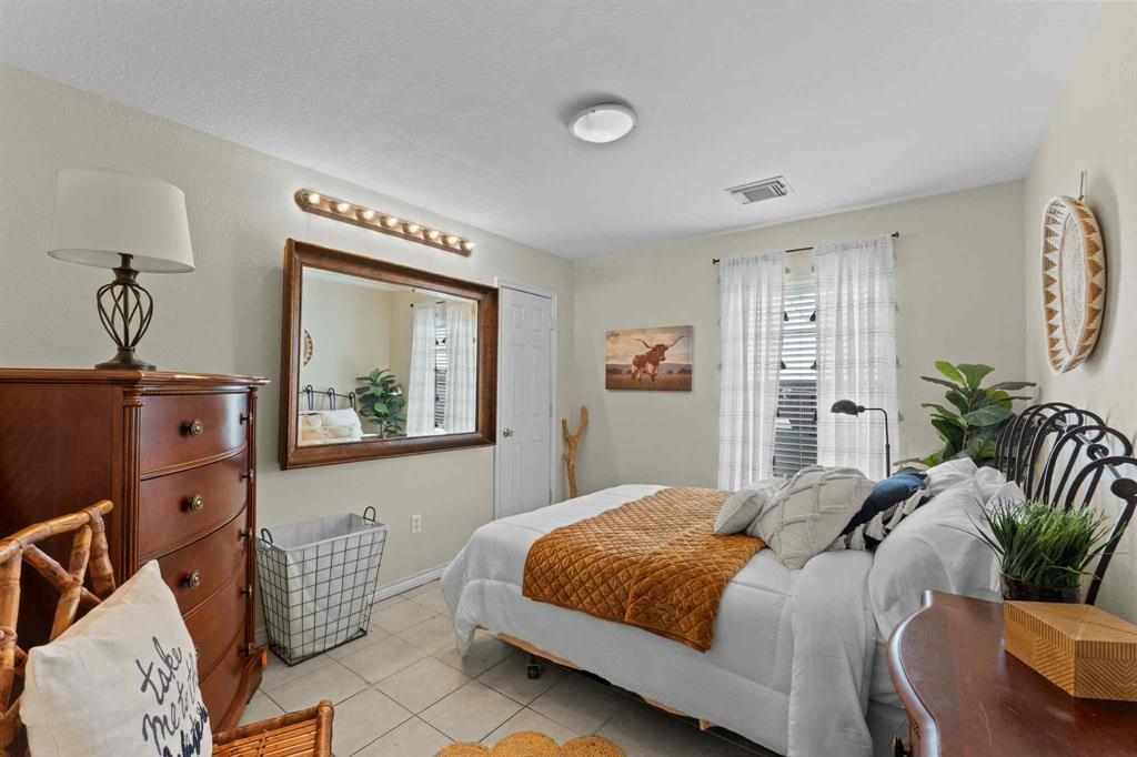 2102 N Pearland Avenue, Pearland, Texas image 16