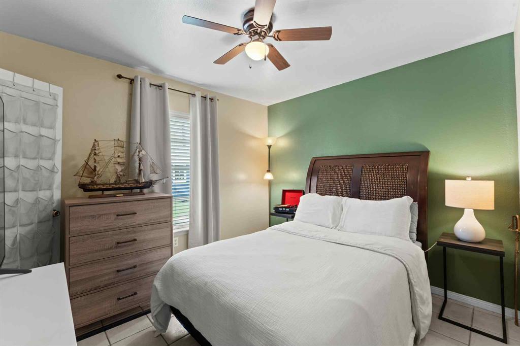 2102 N Pearland Avenue, Pearland, Texas image 18