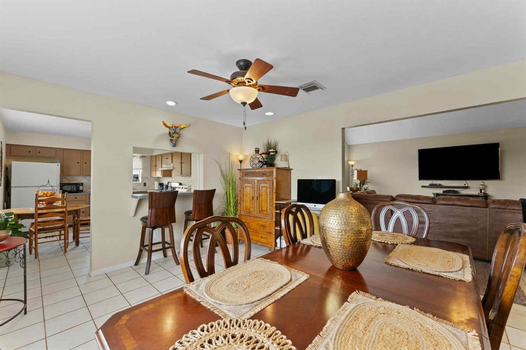 2102 N Pearland Avenue, Pearland, Texas image 10