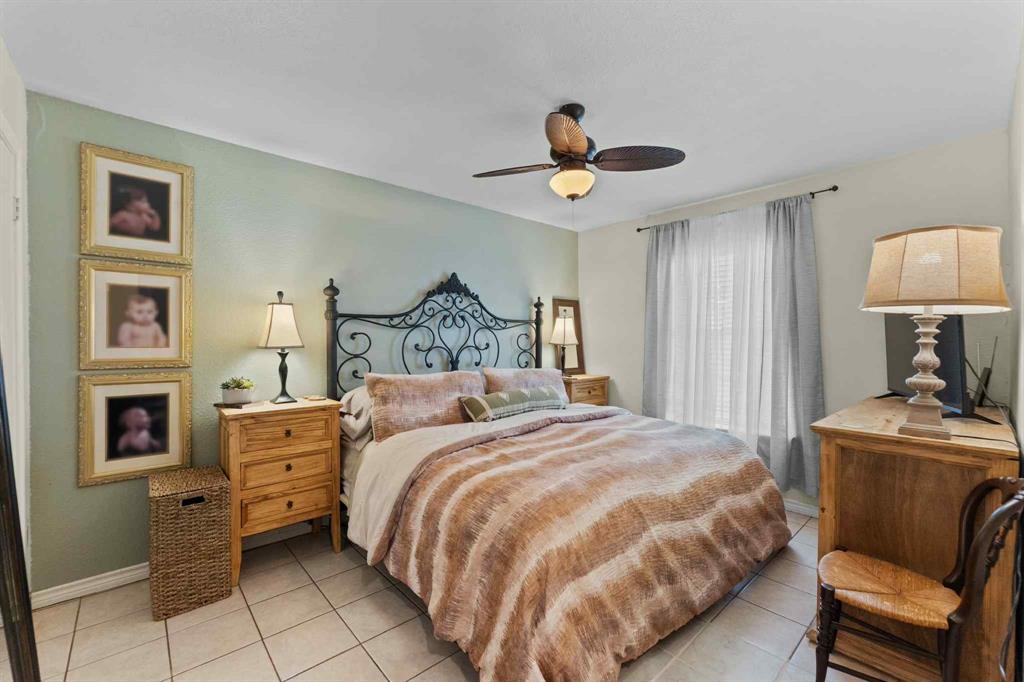 2102 N Pearland Avenue, Pearland, Texas image 20