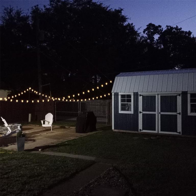 2102 N Pearland Avenue, Pearland, Texas image 27