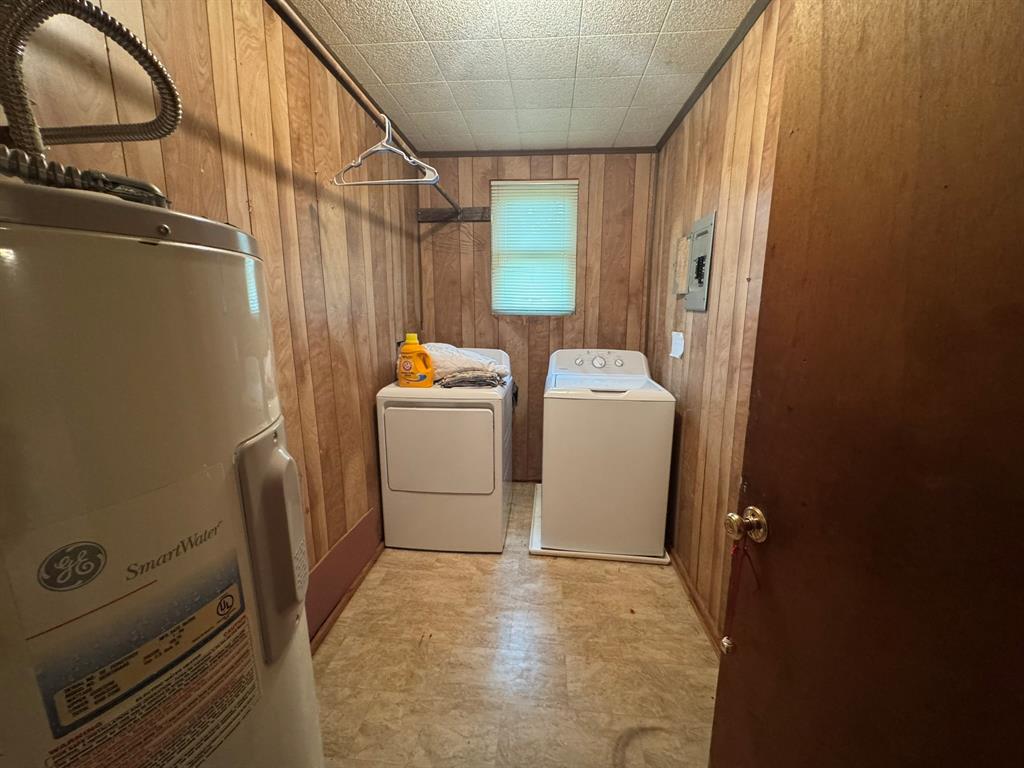 521 Rycade Street, Boling, Texas image 19