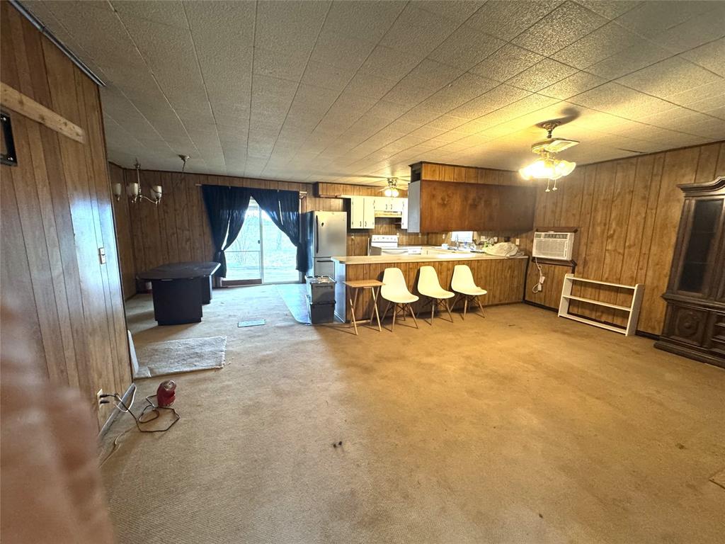 521 Rycade Street, Boling, Texas image 10