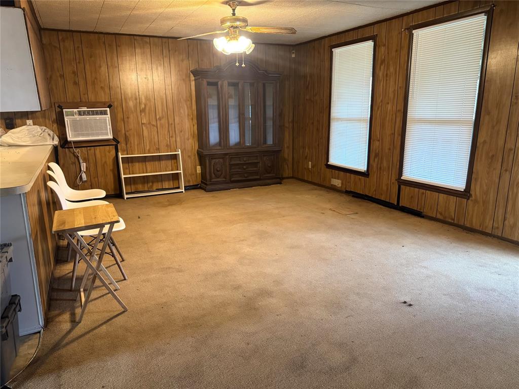 521 Rycade Street, Boling, Texas image 8