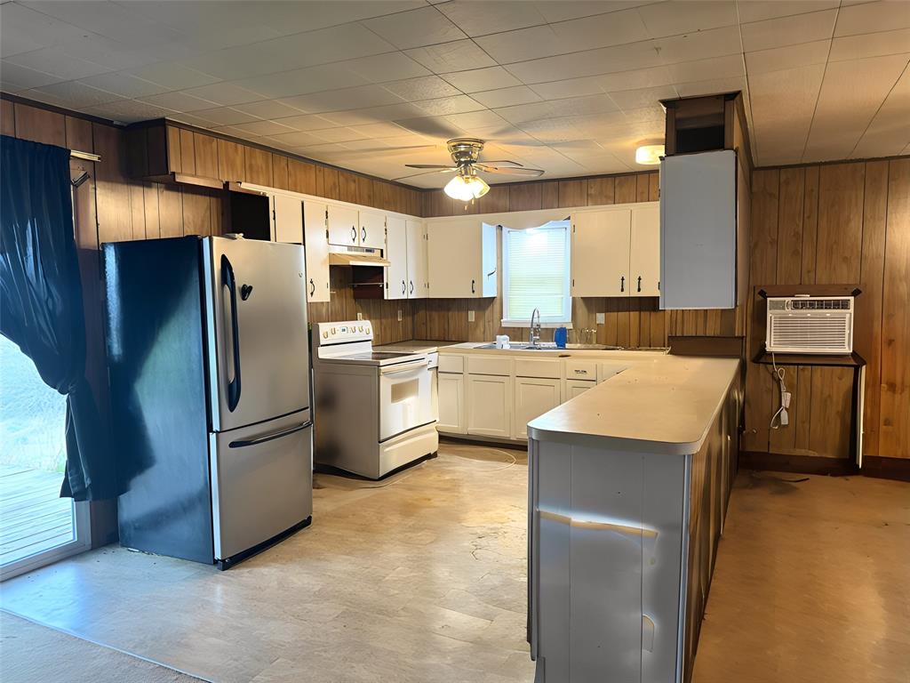521 Rycade Street, Boling, Texas image 13