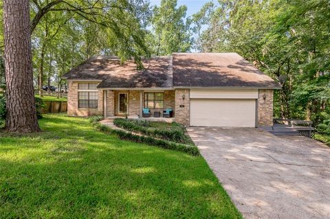 Photo of 61 Harbor Run Drive, Coldspring, TX 77331 (MLS # 67076703)