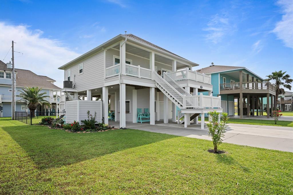 978 Sue Drive, Crystal Beach, Texas image 11