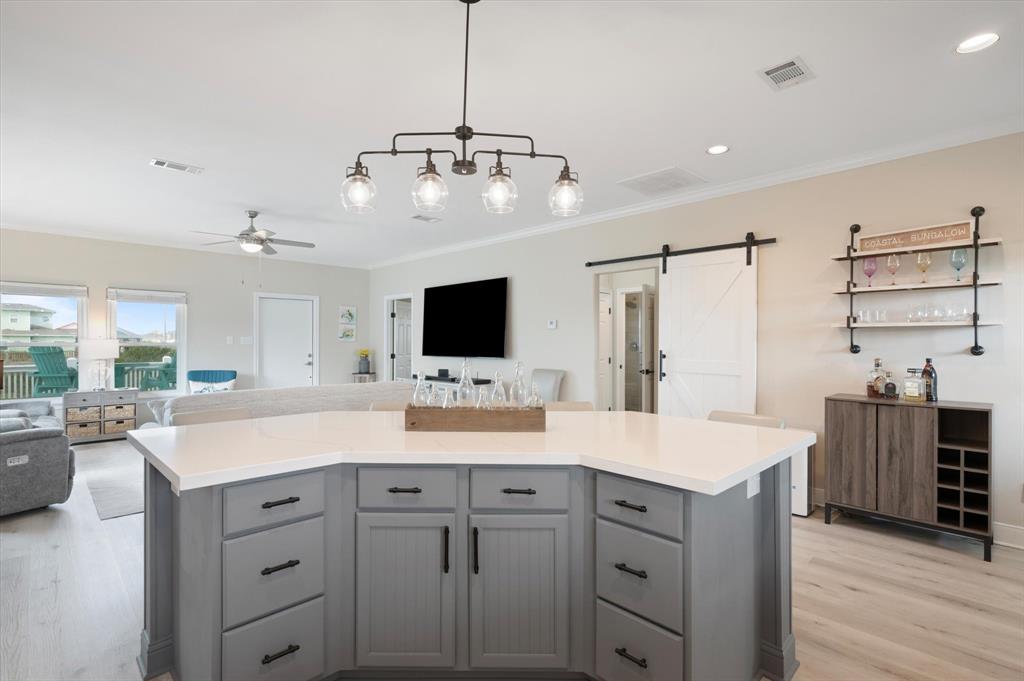 978 Sue Drive, Crystal Beach, Texas image 28