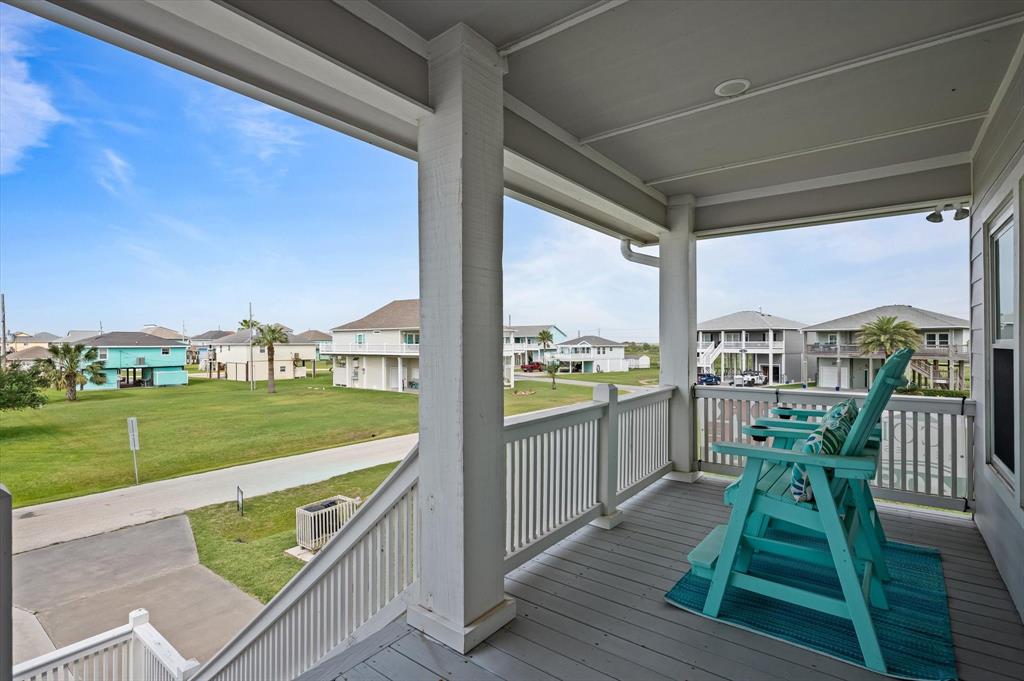 978 Sue Drive, Crystal Beach, Texas image 14