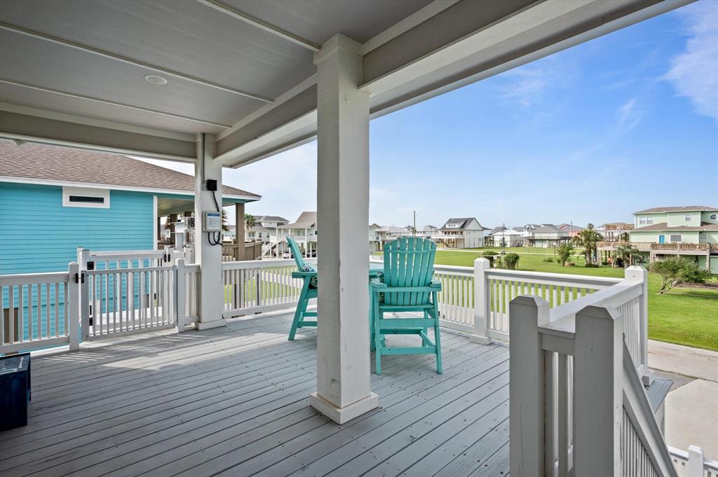 978 Sue Drive, Crystal Beach, Texas image 15