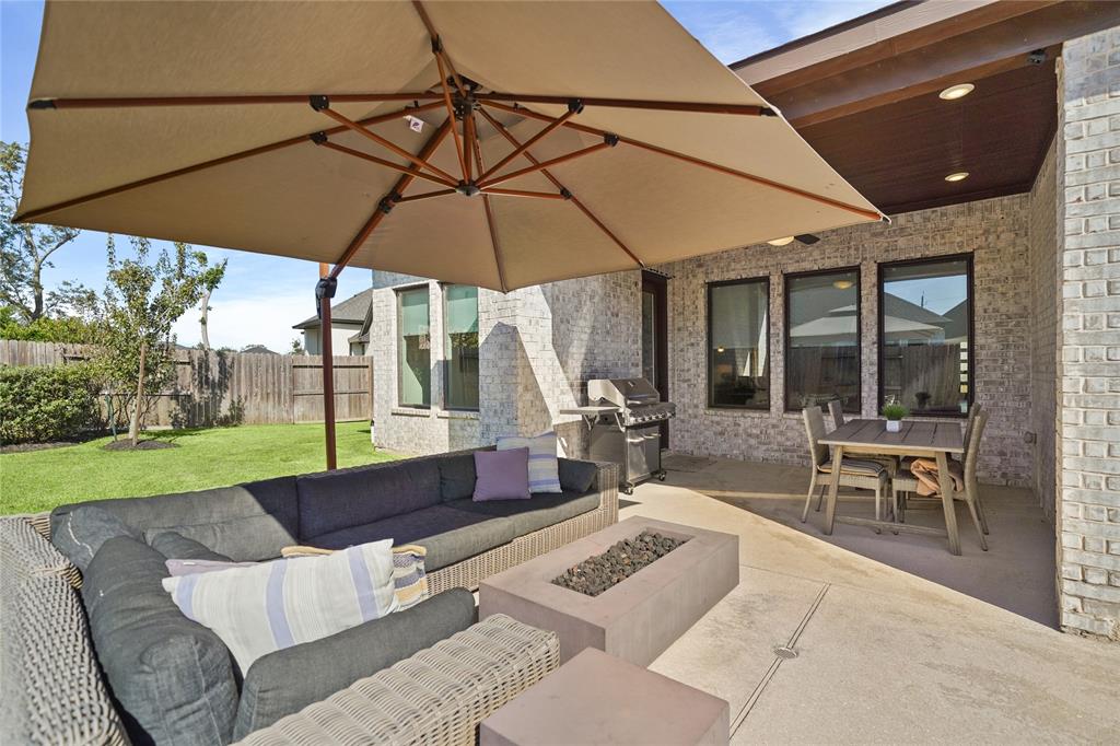 10518 Largo Oaks Drive, Missouri City, Texas image 35