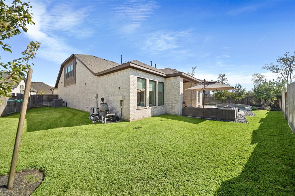 10518 Largo Oaks Drive, Missouri City, Texas image 38