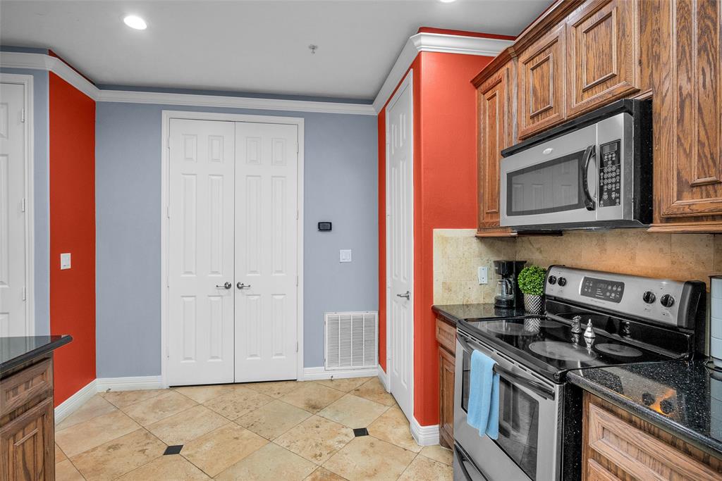7039 Kingston Cove Ln Ln #309, Willis, Texas image 19