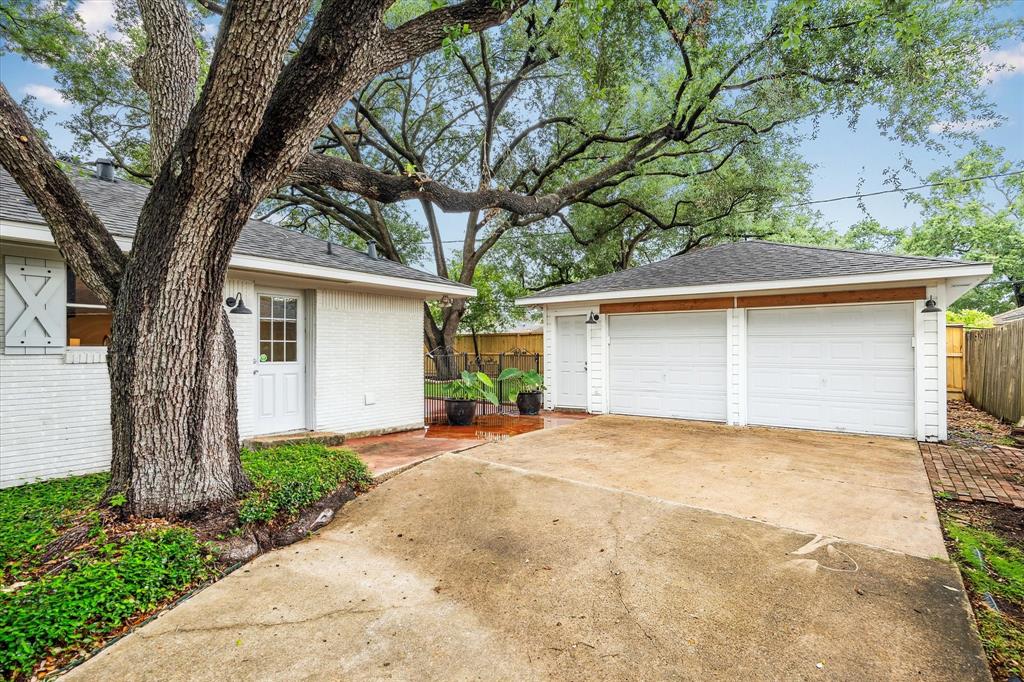 1606 Willowby Drive, Houston, Texas image 18