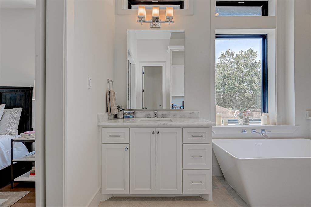 1506 W 43rd Street, Houston, Texas image 37