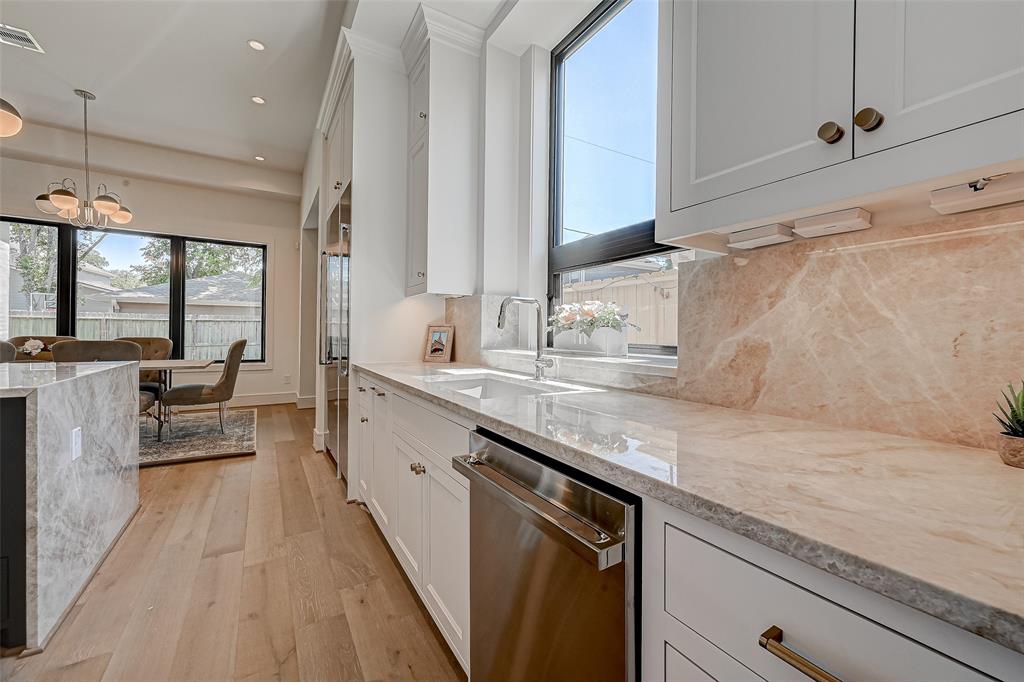 1506 W 43rd Street, Houston, Texas image 16