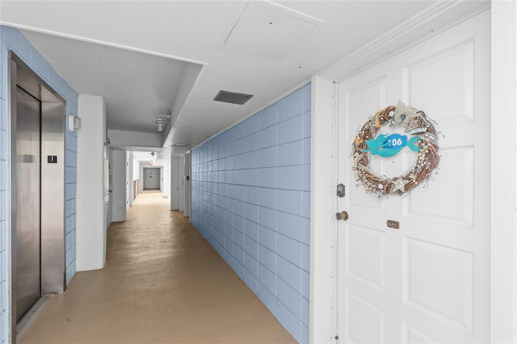 415 E Beach Drive 106
