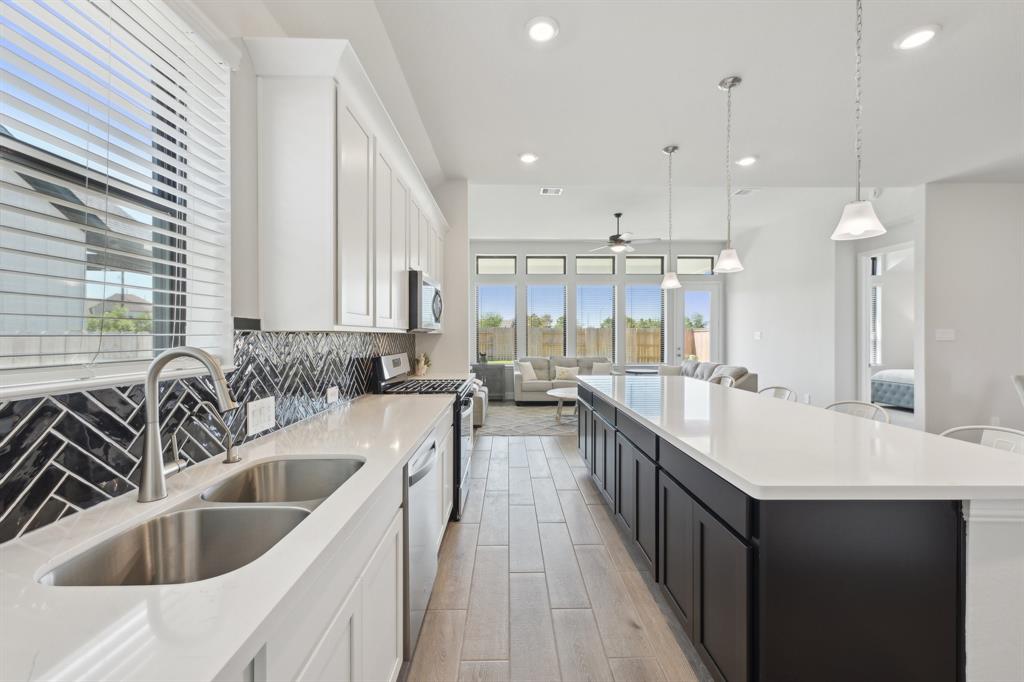 7611 Leaping Stag Lane, Katy, Texas image 19