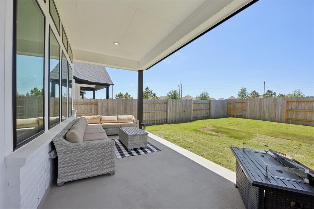 7611 Leaping Stag Lane, Katy, Texas image 32
