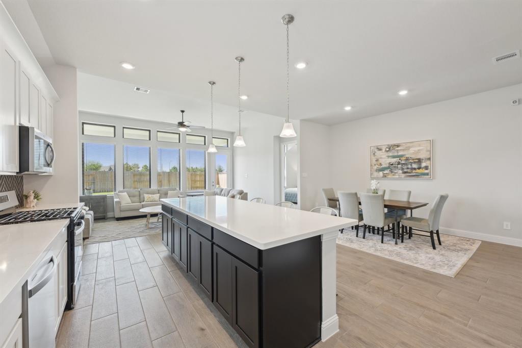 7611 Leaping Stag Lane, Katy, Texas image 2