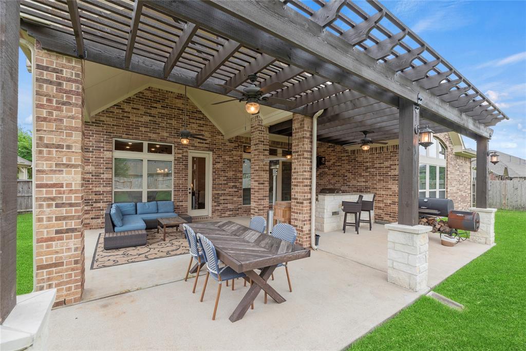 18814 Luby Creek Drive, Cypress, Texas image 4