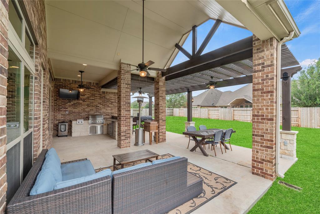 18814 Luby Creek Drive, Cypress, Texas image 38