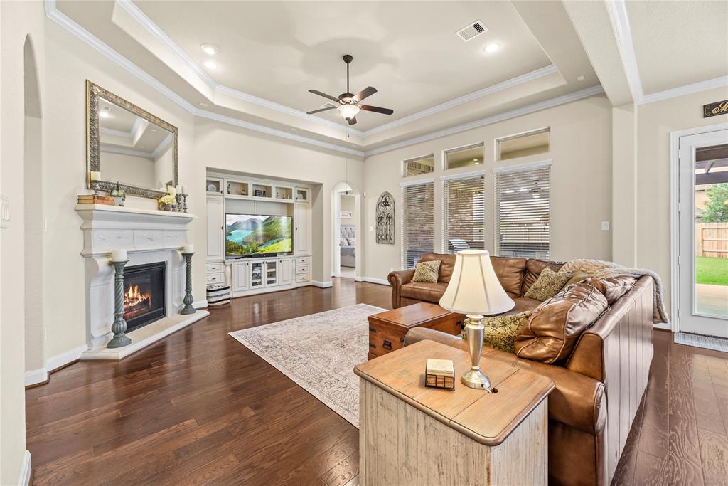 18814 Luby Creek Drive, Cypress, Texas image 2