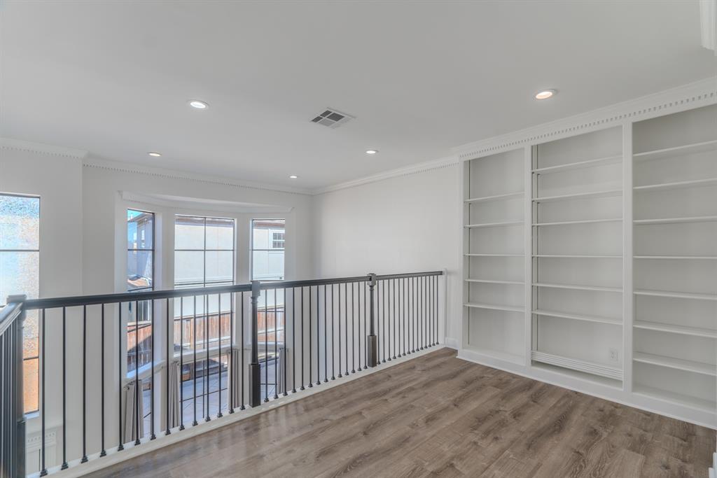 1218 Potomac Drive, Houston, Texas image 36