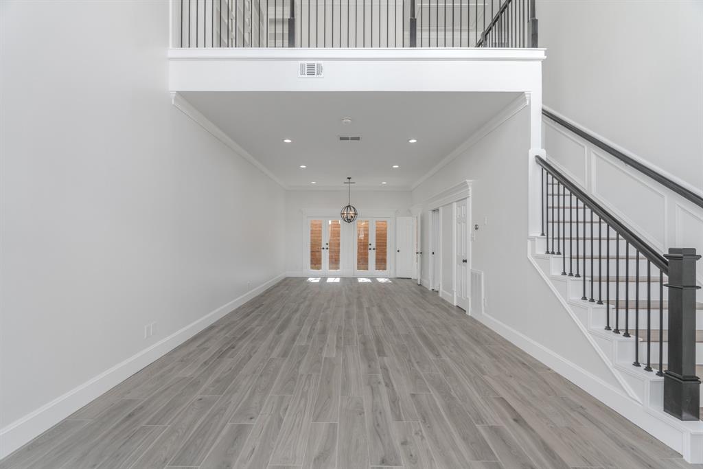 1218 Potomac Drive, Houston, Texas image 11
