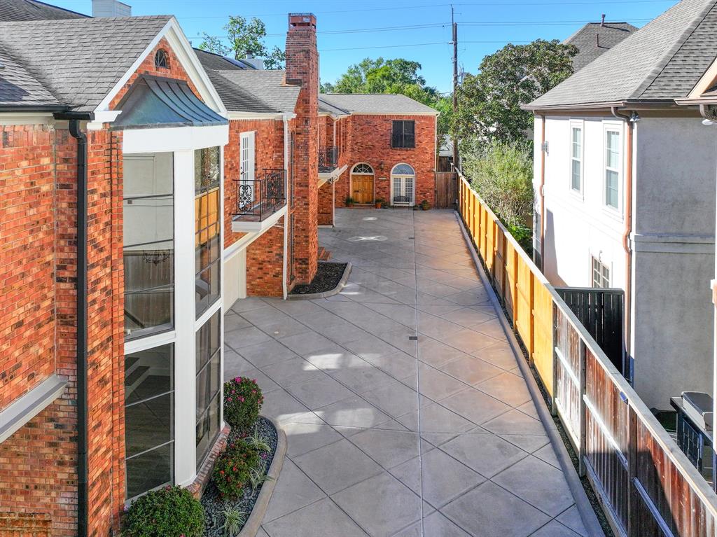 1218 Potomac Drive, Houston, Texas image 4