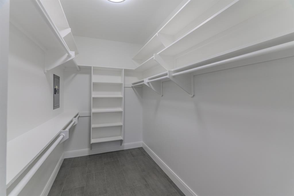 1218 Potomac Drive, Houston, Texas image 35