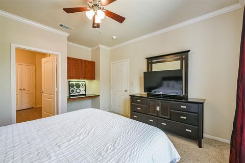 Condominium in Houston TX 1711 Old Spanish Trail 19.jpg