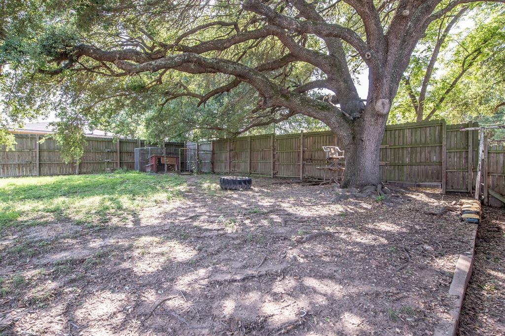 885 7th Street, Somerville, Texas image 30