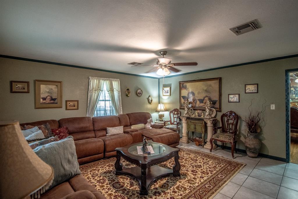 885 7th Street, Somerville, Texas image 3