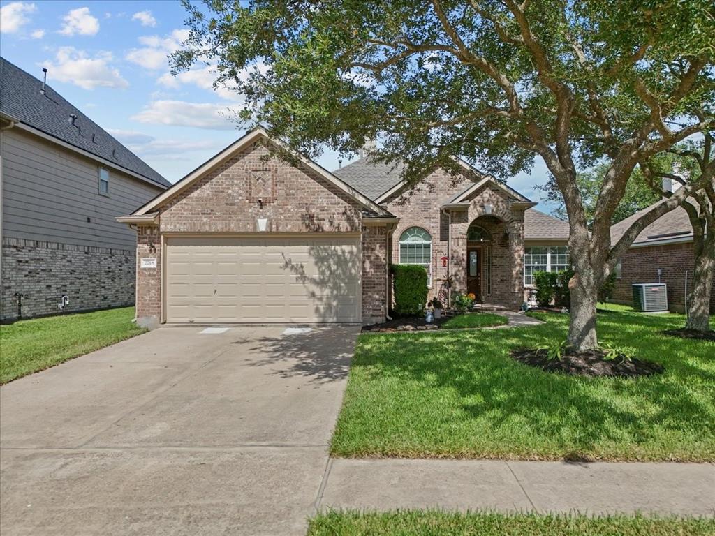 2718 Crestmont Drive