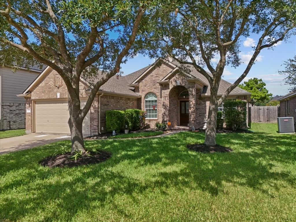 2718 Crestmont Drive