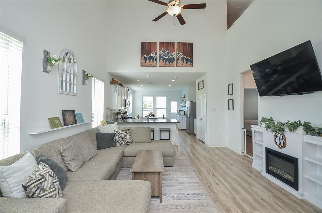 26003 Amber Pearl Drive, Richmond, Texas image 5