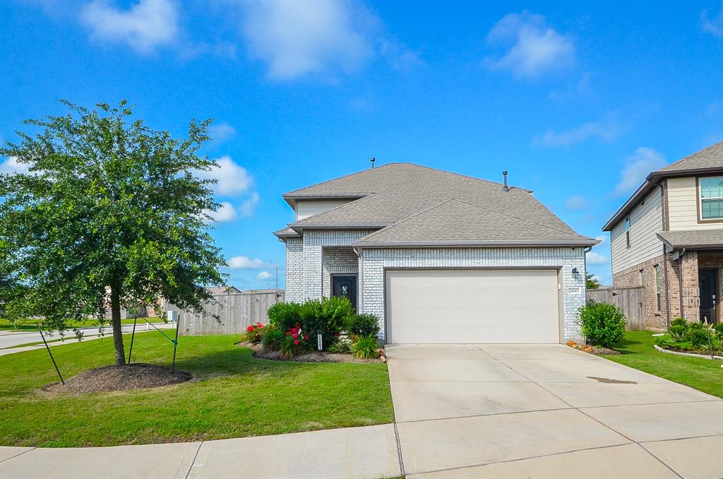 26003 Amber Pearl Drive, Richmond, Texas image 1