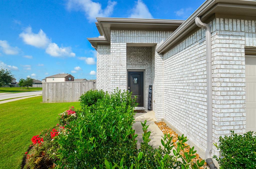 26003 Amber Pearl Drive, Richmond, Texas image 3