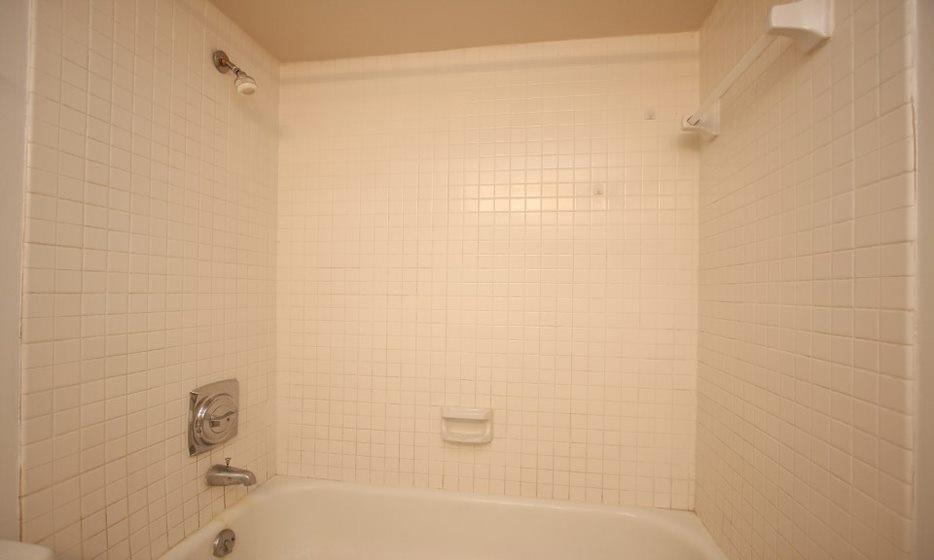3525 Sage Road #318, Houston, Texas image 38