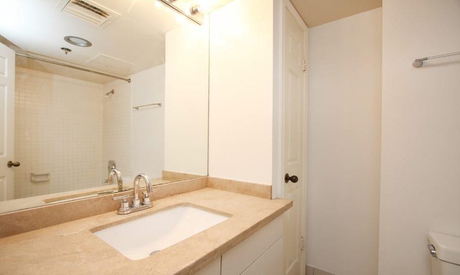 3525 Sage Road #318, Houston, Texas image 37